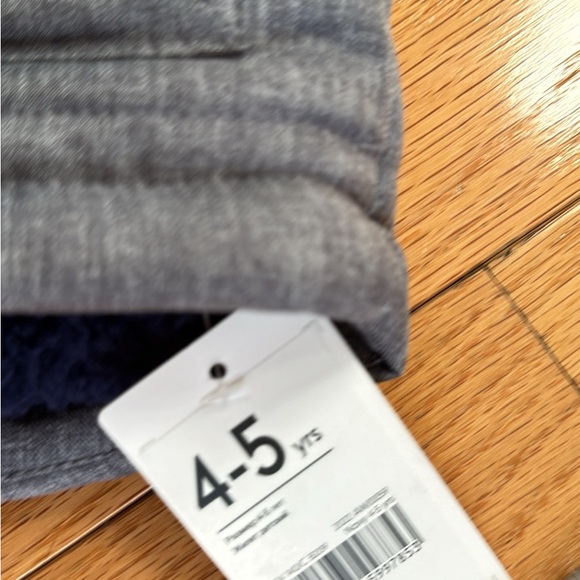 NWT Toddler fleece lined vest  size 4-5 - Picture 4 of 6